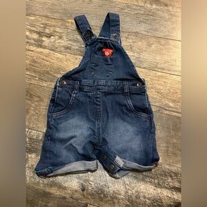 Baby girls Denim jean shorts Overalls with Red little girl bear 12-18 months